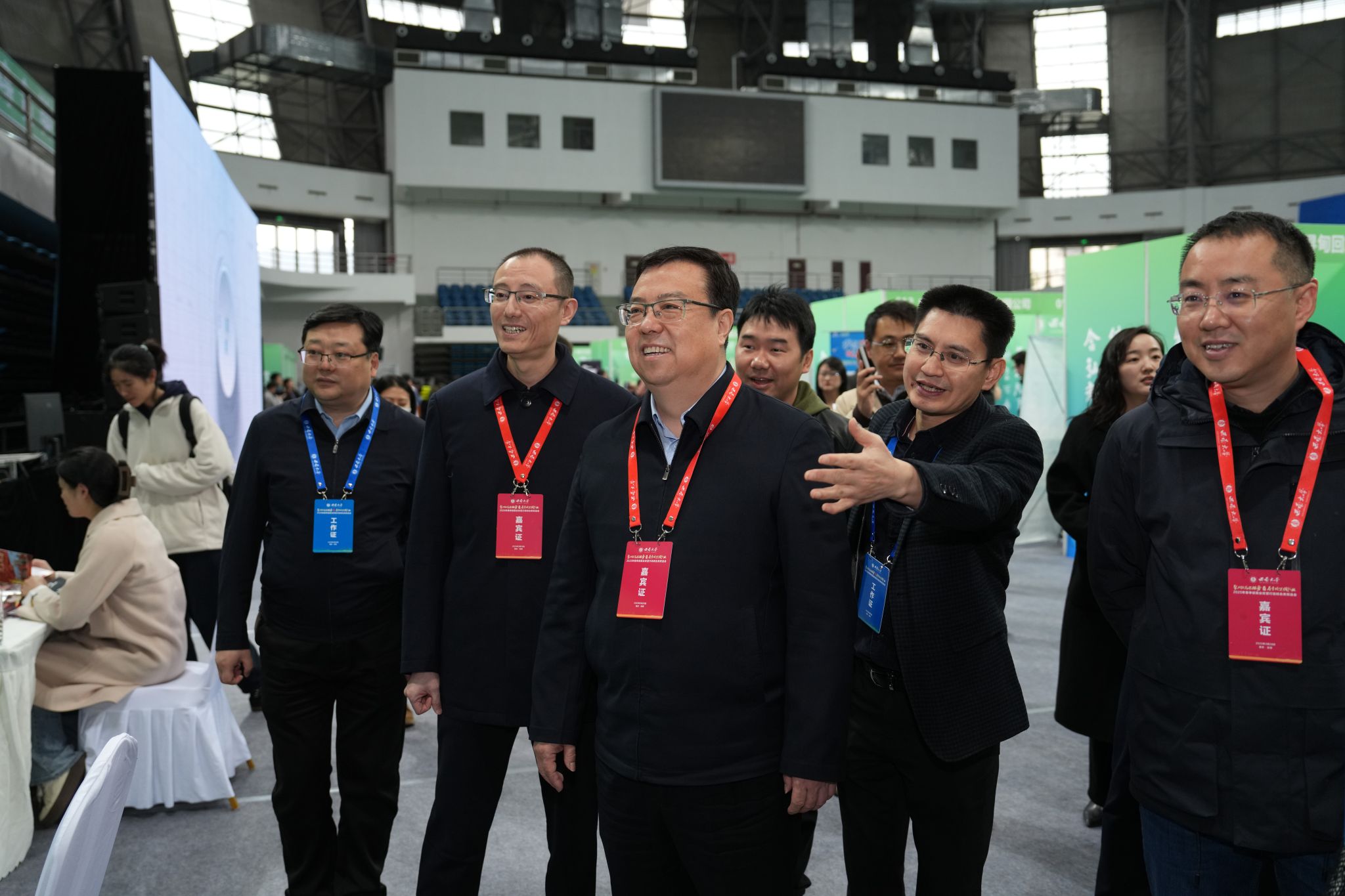 文件名称:DSC00924.jpg原图大小:8.53MB