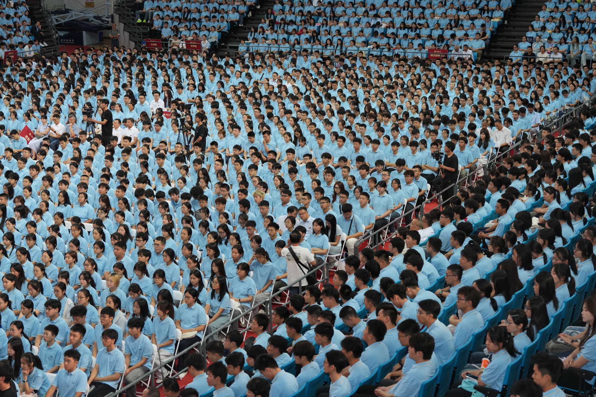 文件名称:DSC05934.JPG原图大小:44.10MB