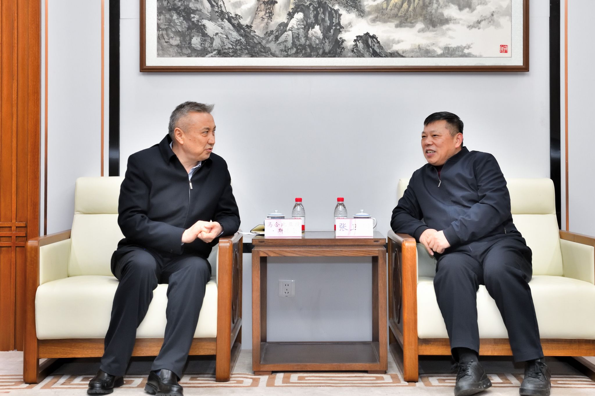 文件名称:DSC_5380.jpg原图大小:7.86MB