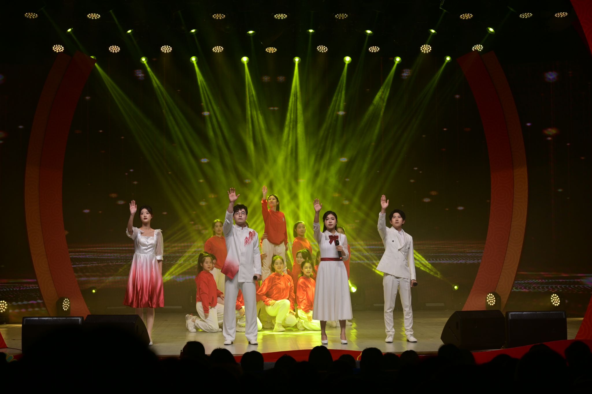 文件名称:Z30_7486.JPG原图大小:7.48MB